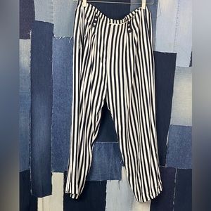 Vintage 90’s Pleated Wide Leg Striped Lightweight Slacks Sz L